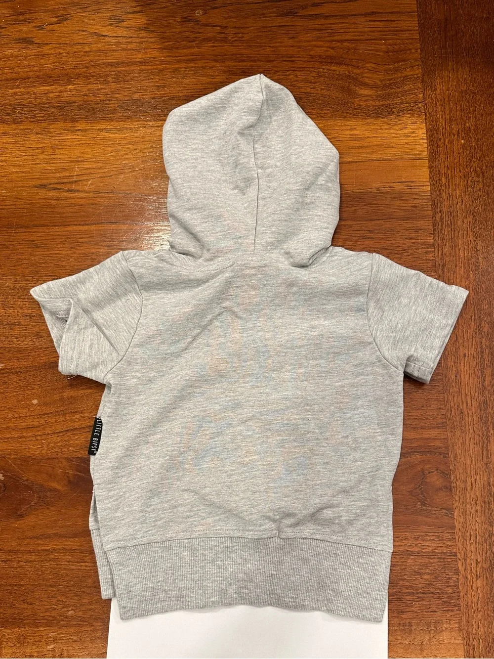 EUC Little Bipsy Short Sleeve Hoodie, Grey, 6-12 Months